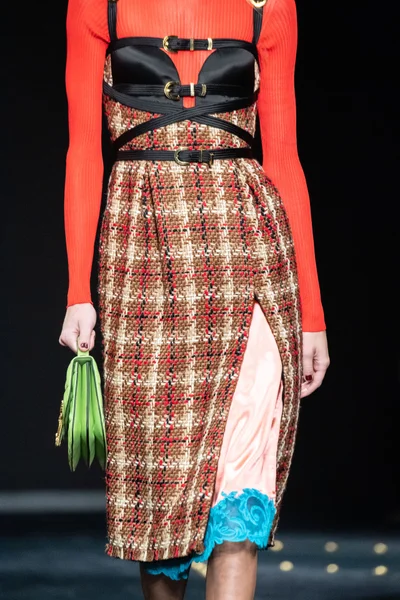 Look 67
